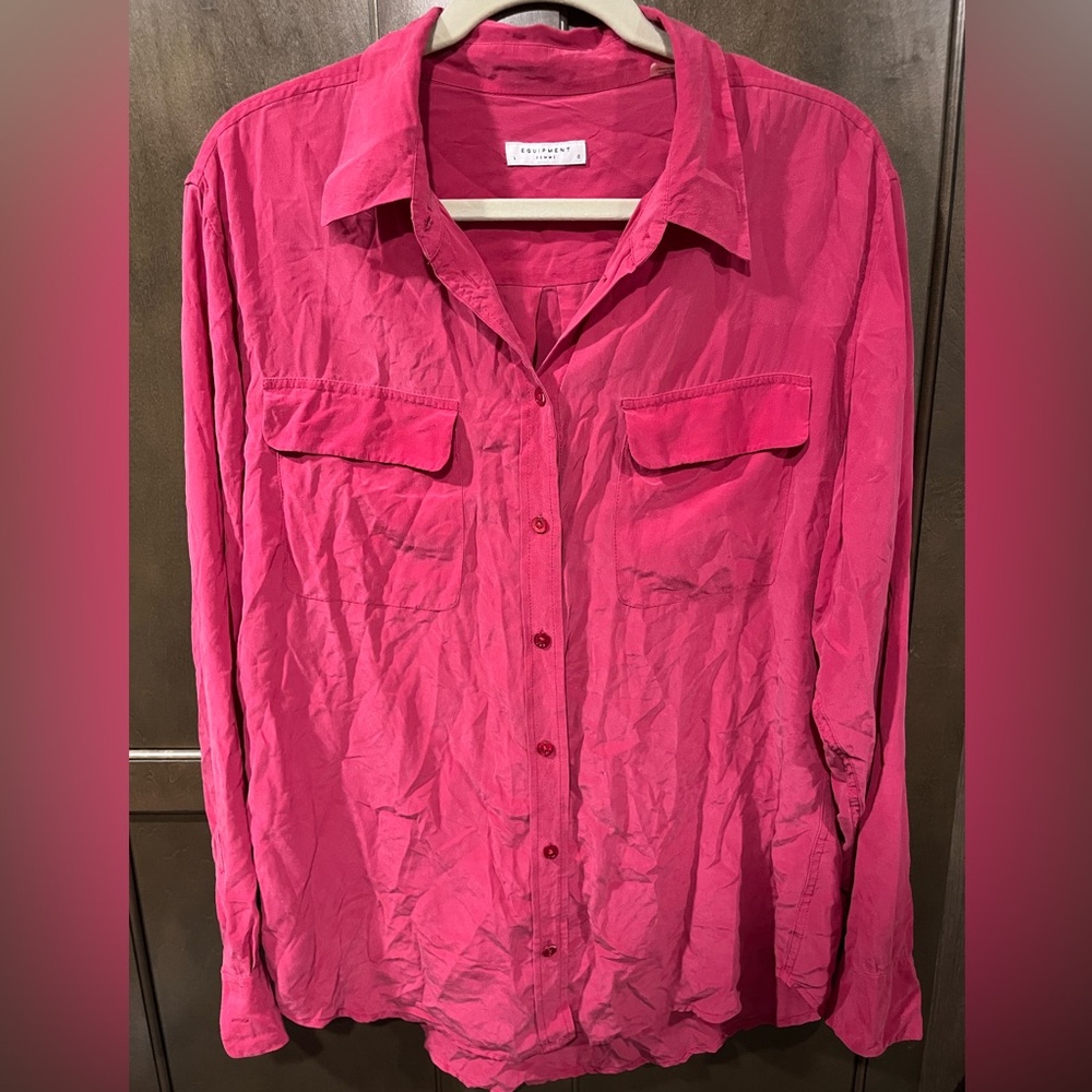 Equipment Silk Button Down Blouse/ Top, sz L RASPBERRY RED lived-in classic cut